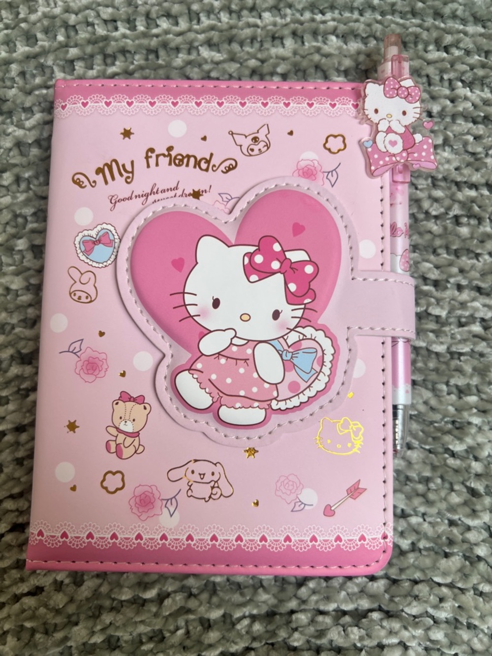 Hello Kitty Pink Heart Journal Calander & Matching Pen Set - Picture 2 of 10
